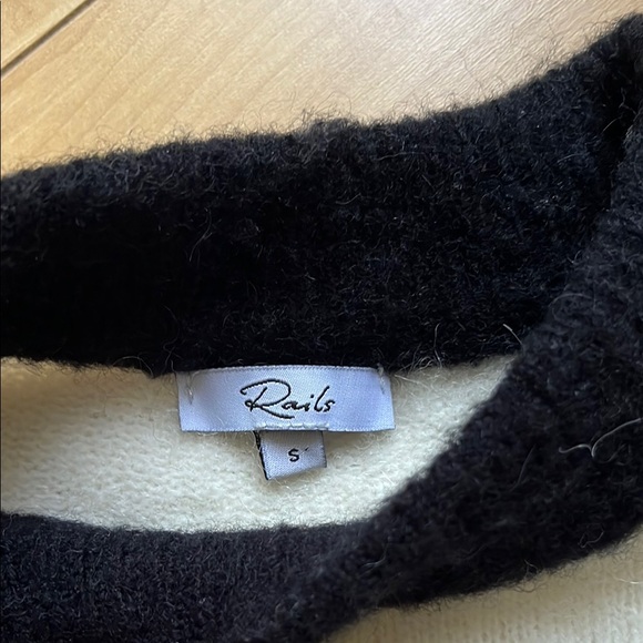 Rails ColorBlock Sweater - Picture 2 of 5